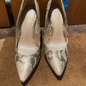 Charles David Size 5.5 metallic heel